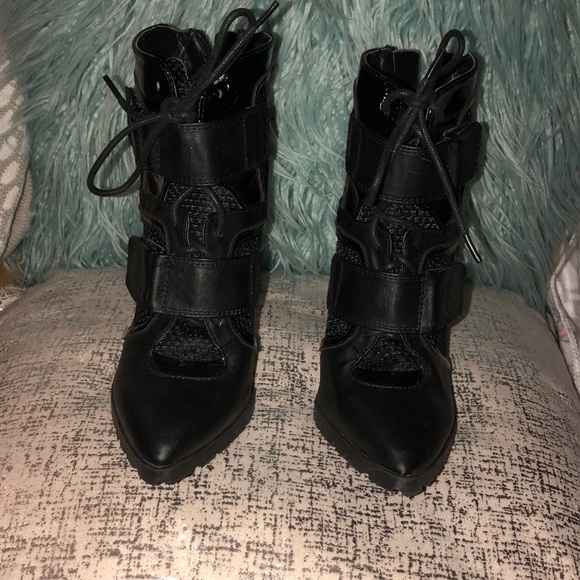 Brand new black sneaker heels - Picture 4 of 7